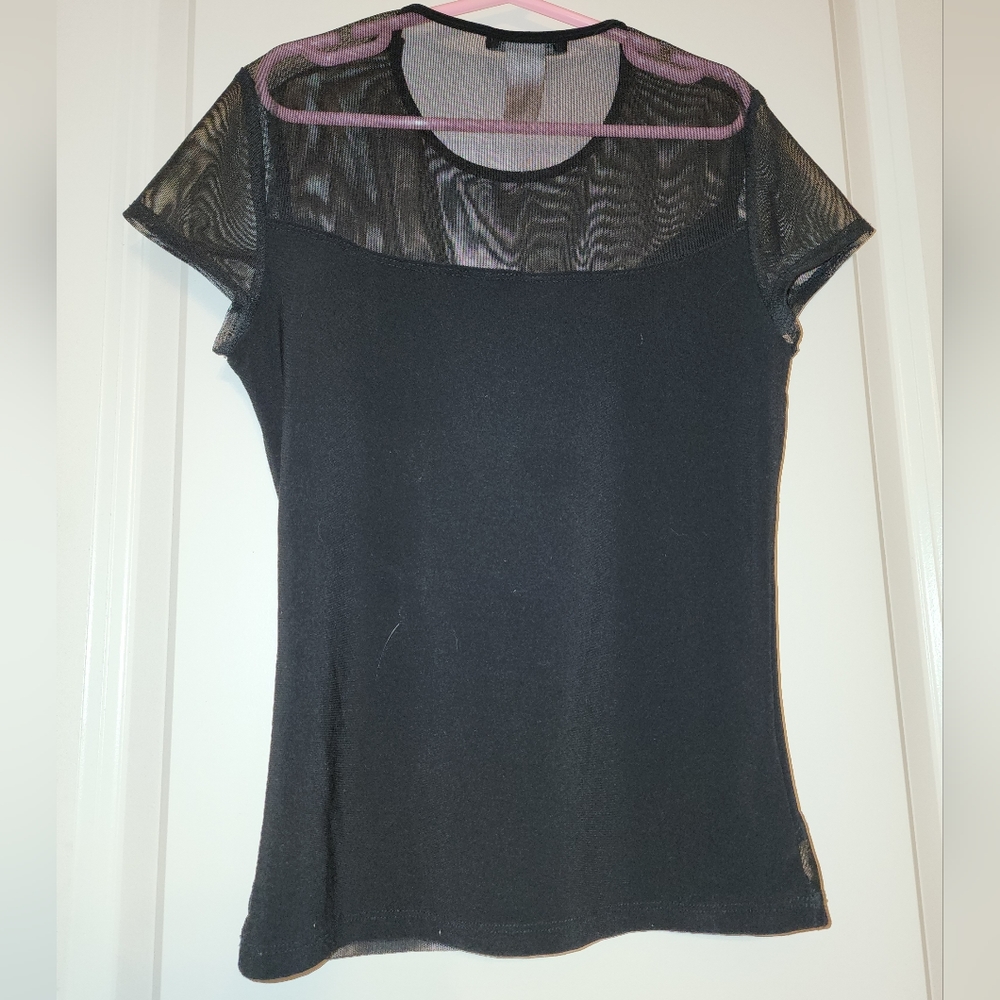 Black shirt with mesh - Picture 2 of 7